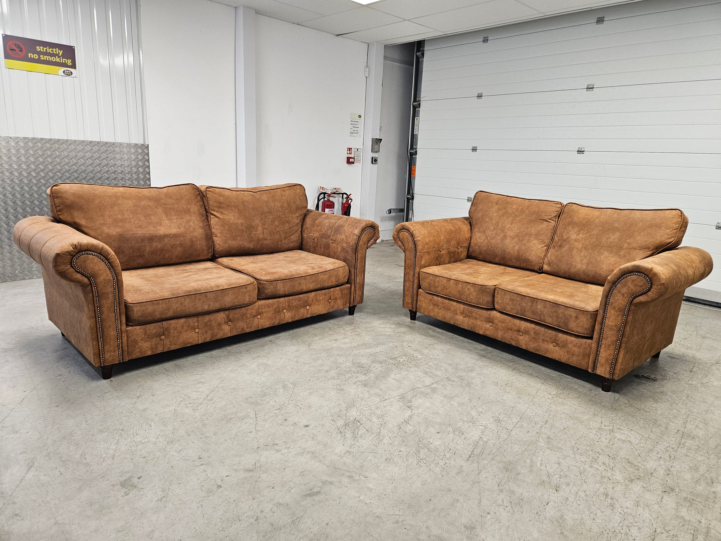 Oakland Furniture 3+2 Sofa Set – Leather Effect Tan