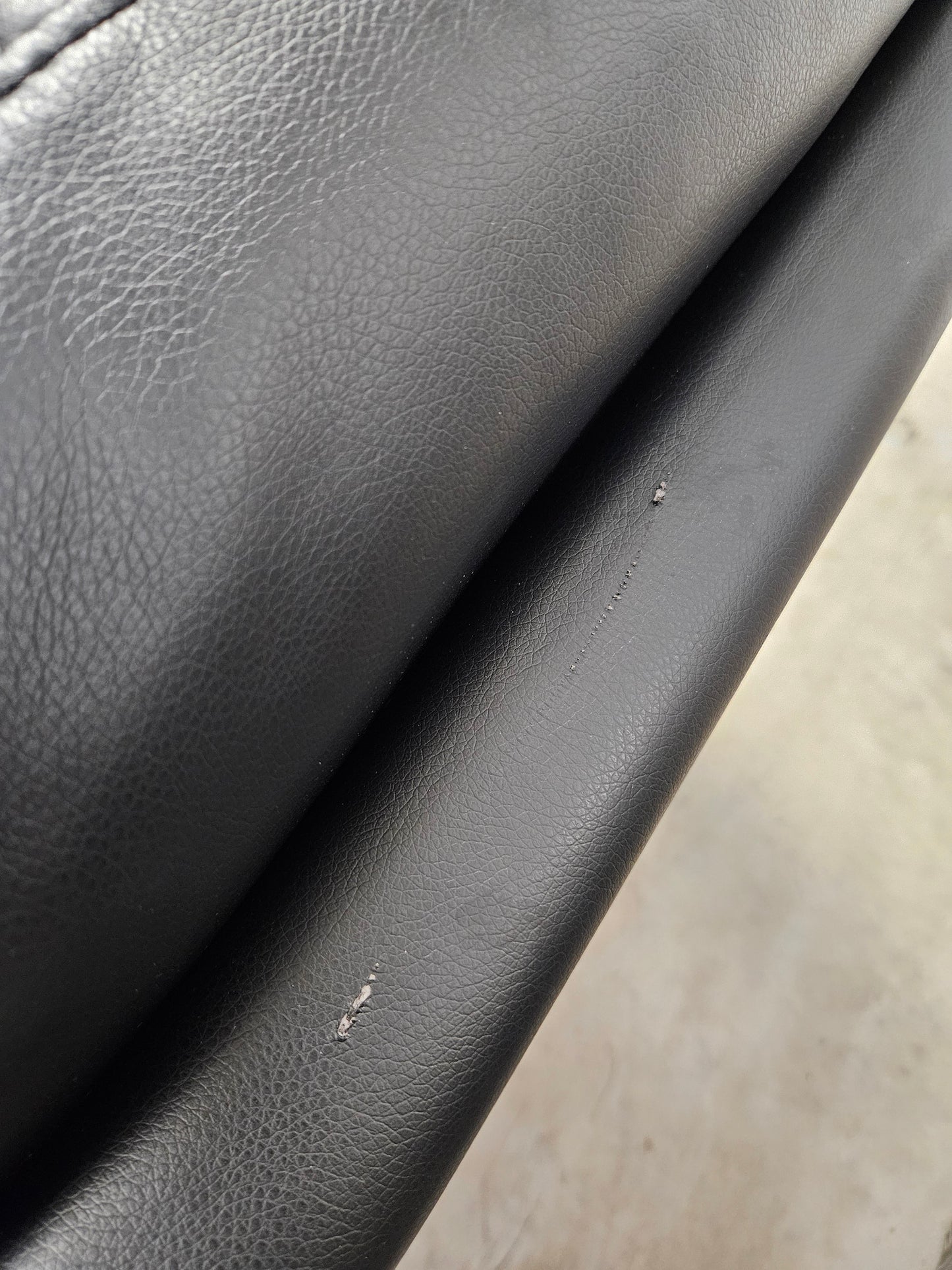 2+2 Toby Black Faux Leather Manual Recliner Sofas